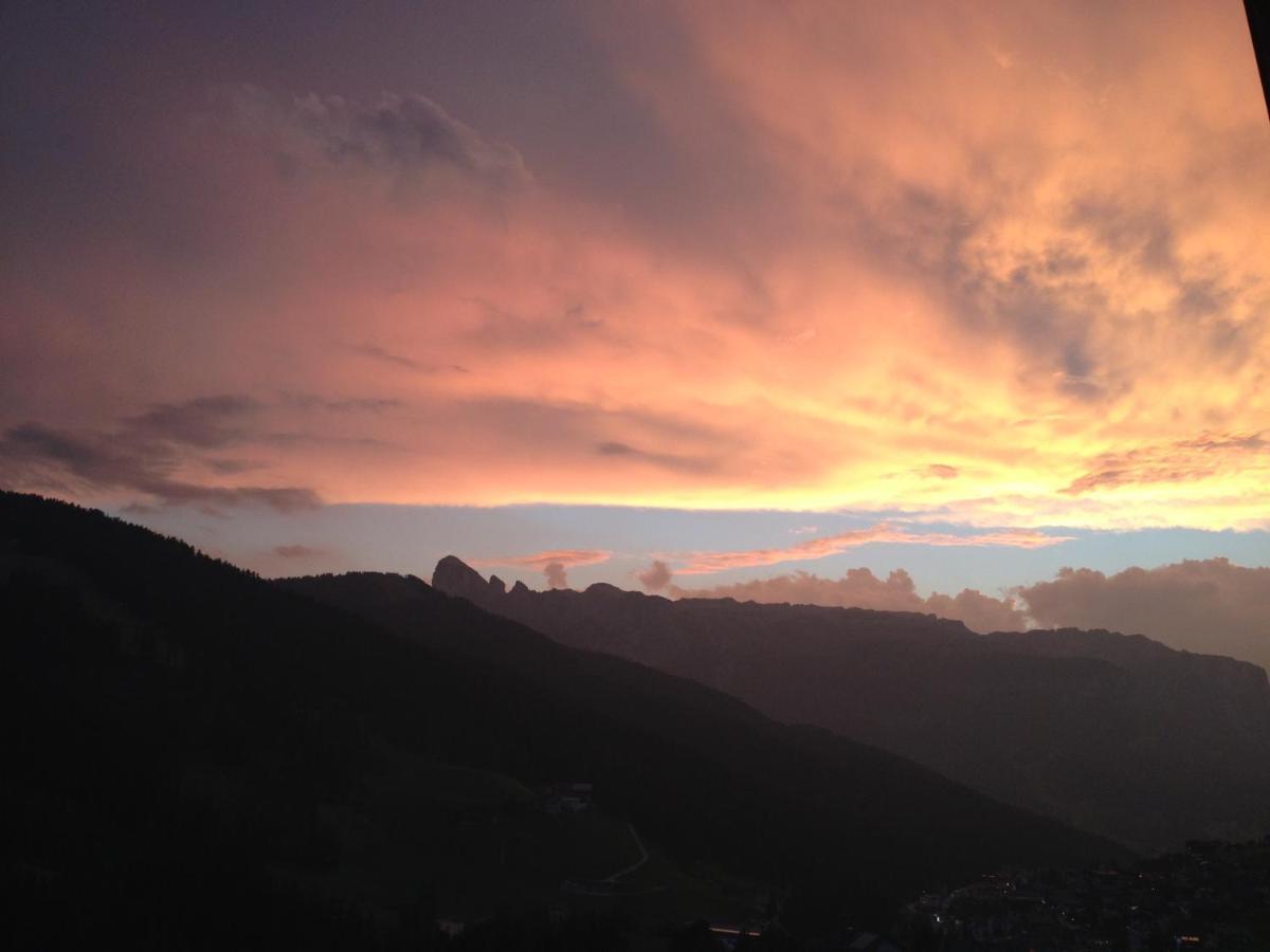 Garni Baita San Cassiano  Esterno foto